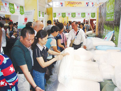 ĐỆM VẠN THÀNH PHÁT TRIỂN RA THỊ TRƯỜNG TRUNG QUỐC 